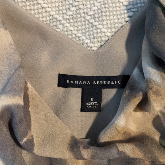 Cute Banana Republic Dress - Picture 4 of 5